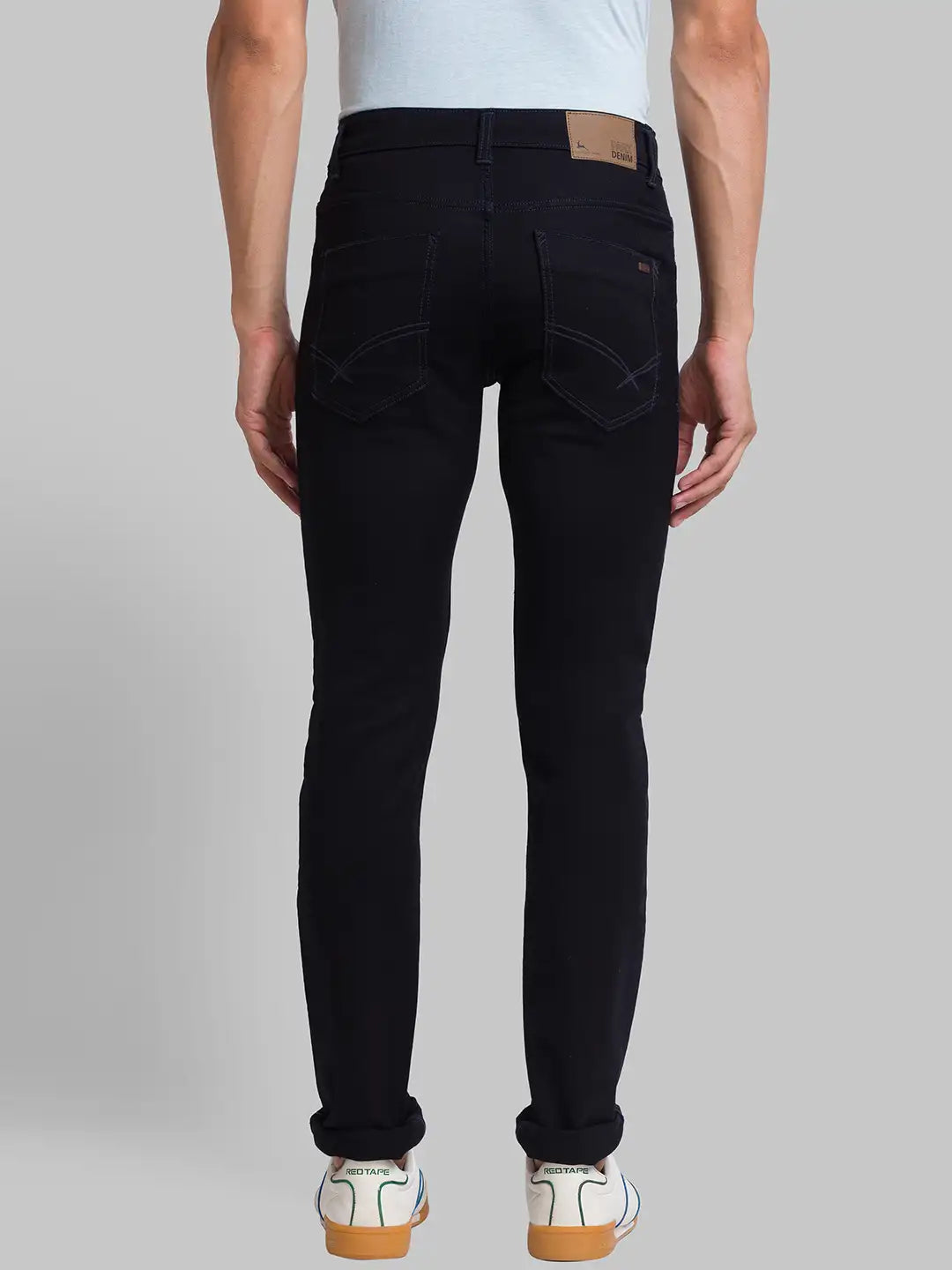 Men Tapered Fit Blue Jeans