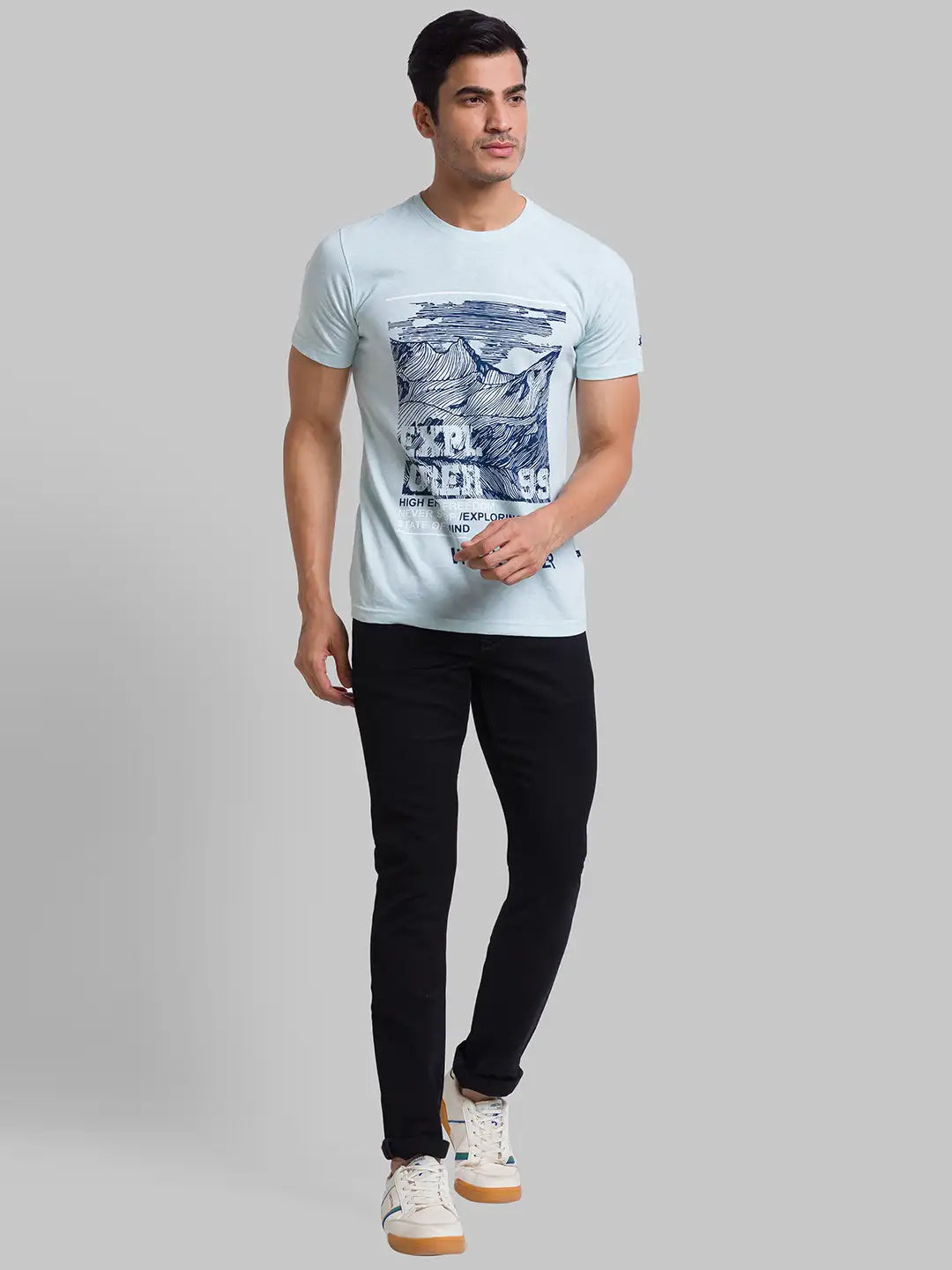 Men Tapered Fit Blue Jeans