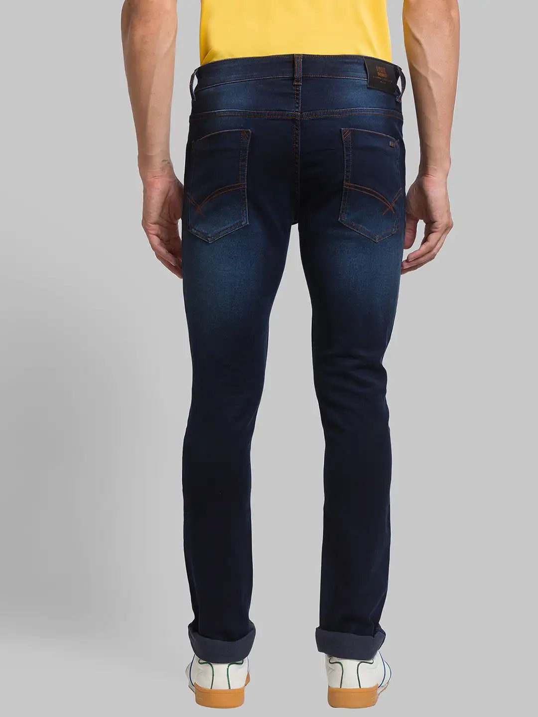 Men Tapered Fit Blue Jeans