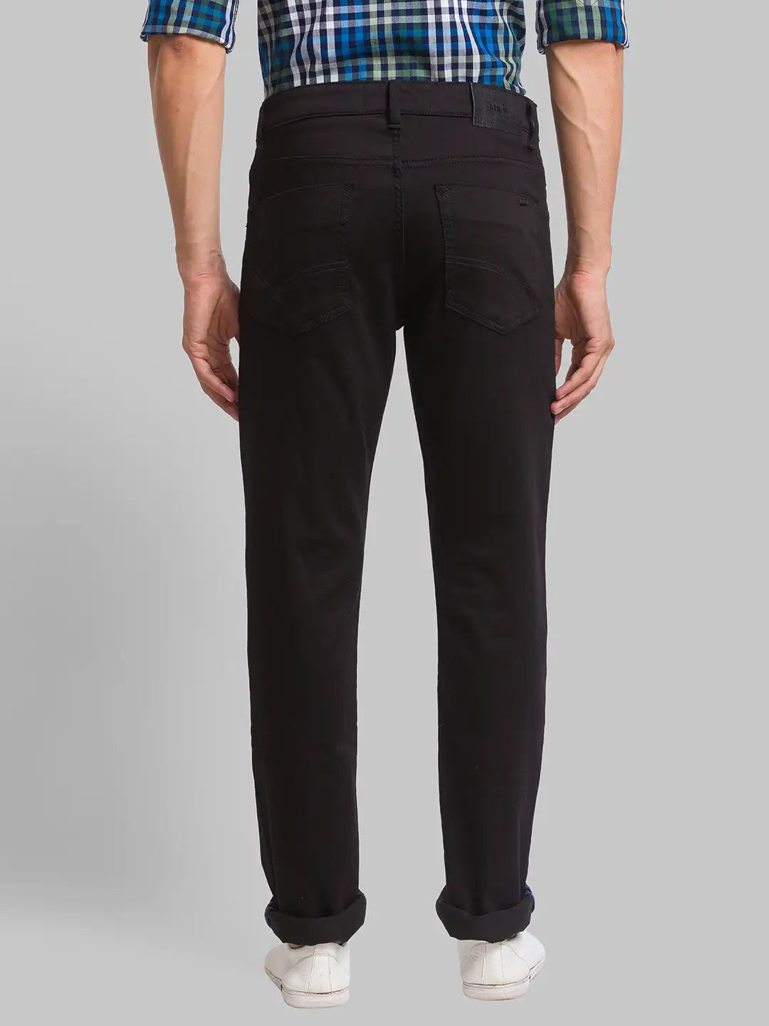 Men Black Low Rise Tapered Fit Twill Cotton Blend Jeans