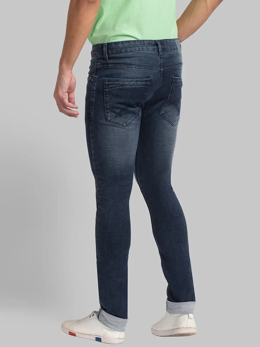 Men Tapered Fit Blue Jeans