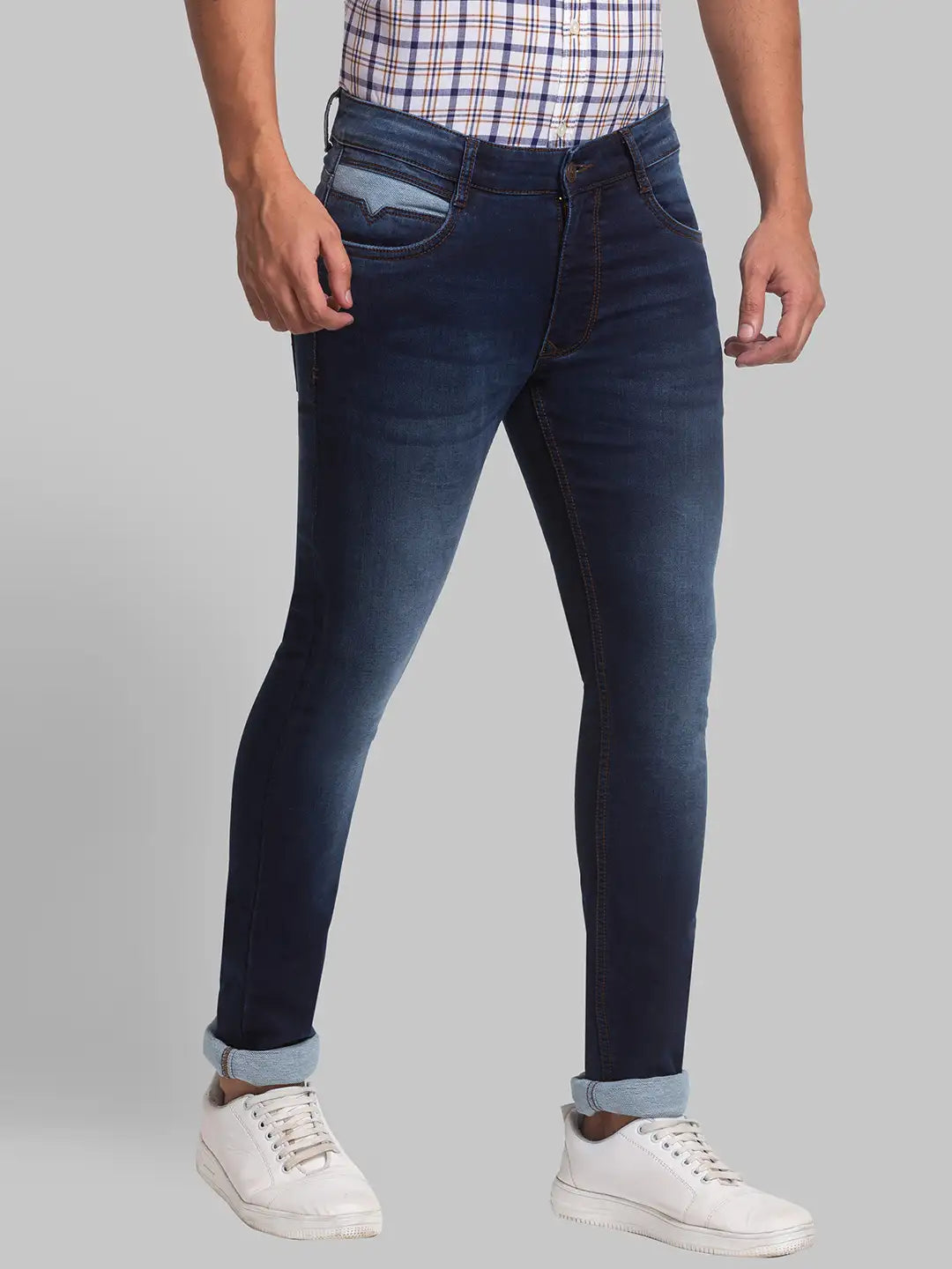 Men Tapered Fit Blue Jeans