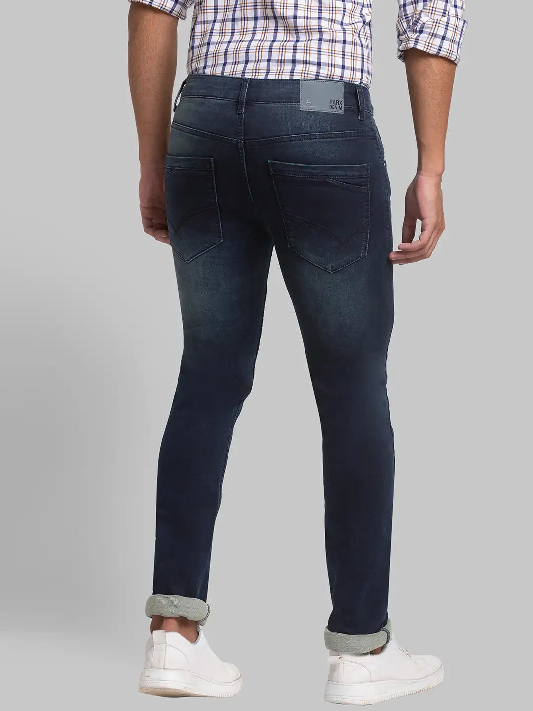 Men Tapered Fit Blue Jeans