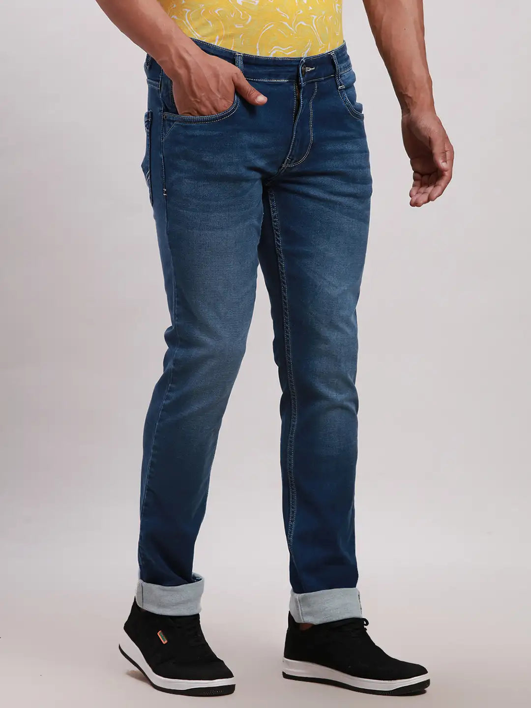 Men Blue Skinny Fit Plain Cotton Blend Jeans