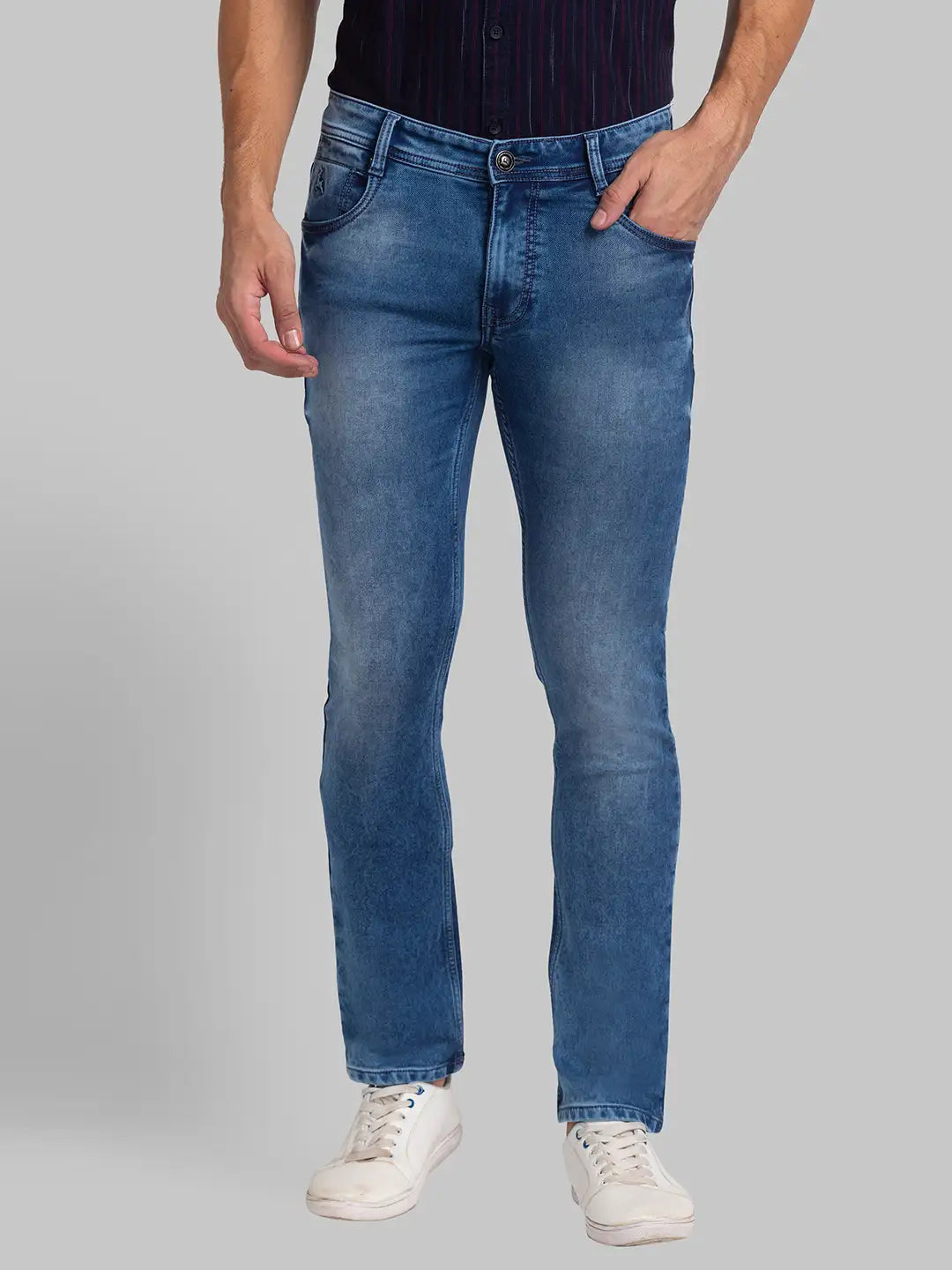 Men Tapered Fit Blue Jeans