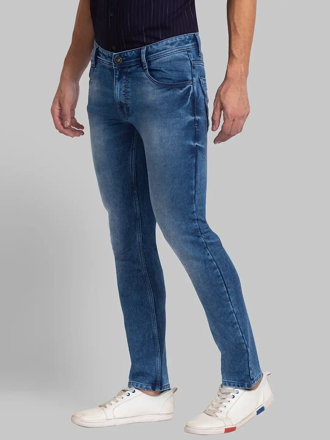 Men Tapered Fit Blue Jeans