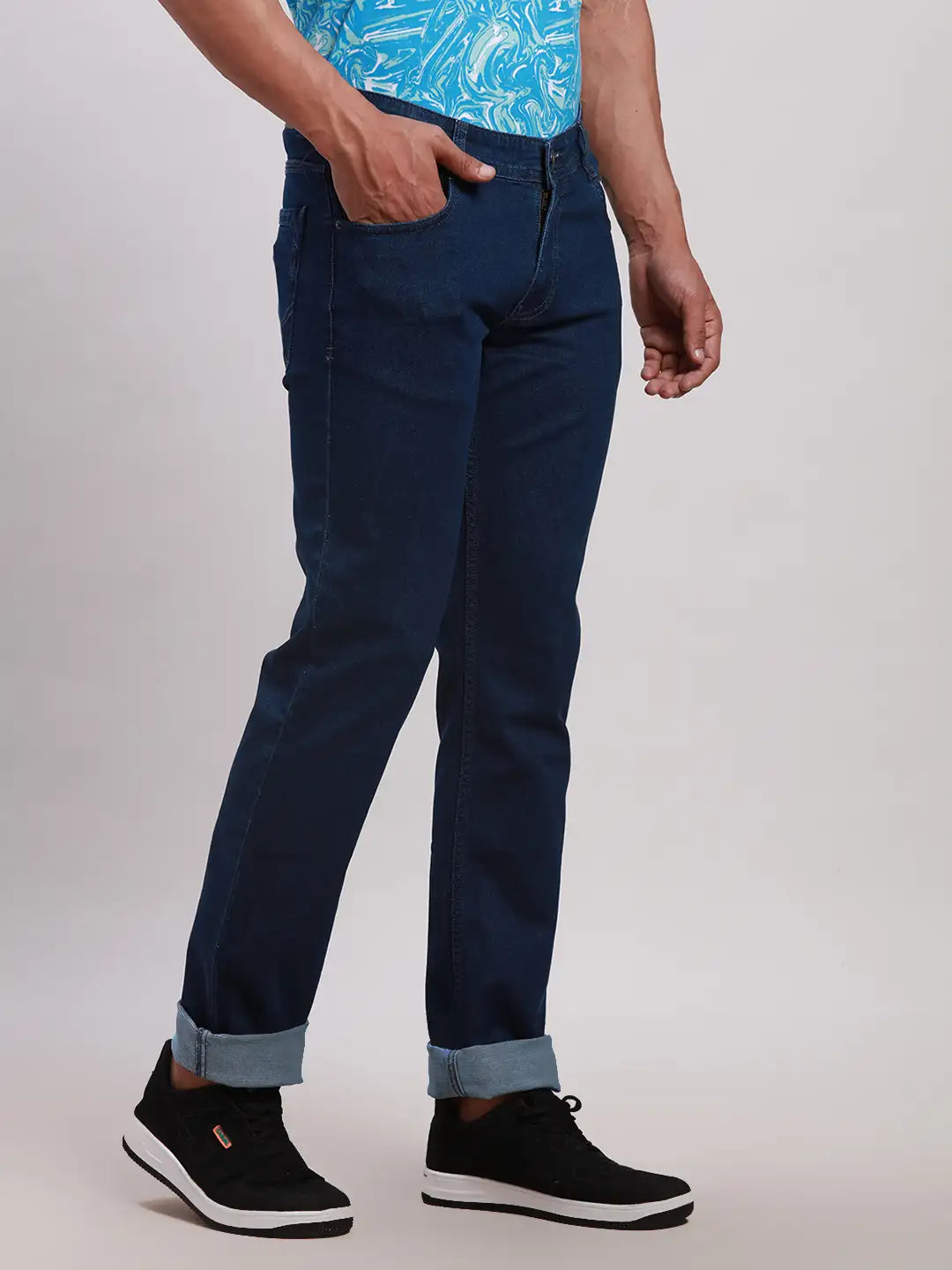 Parx Men Blue Twill Low Rise Tapered Fit Cotton Blend Jeans