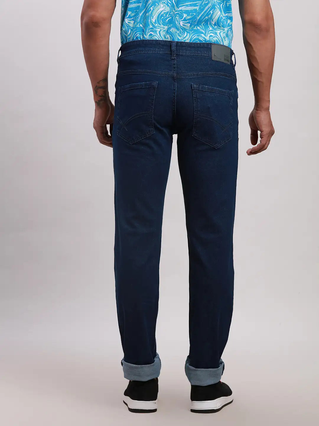 Parx Men Blue Twill Low Rise Tapered Fit Cotton Blend Jeans