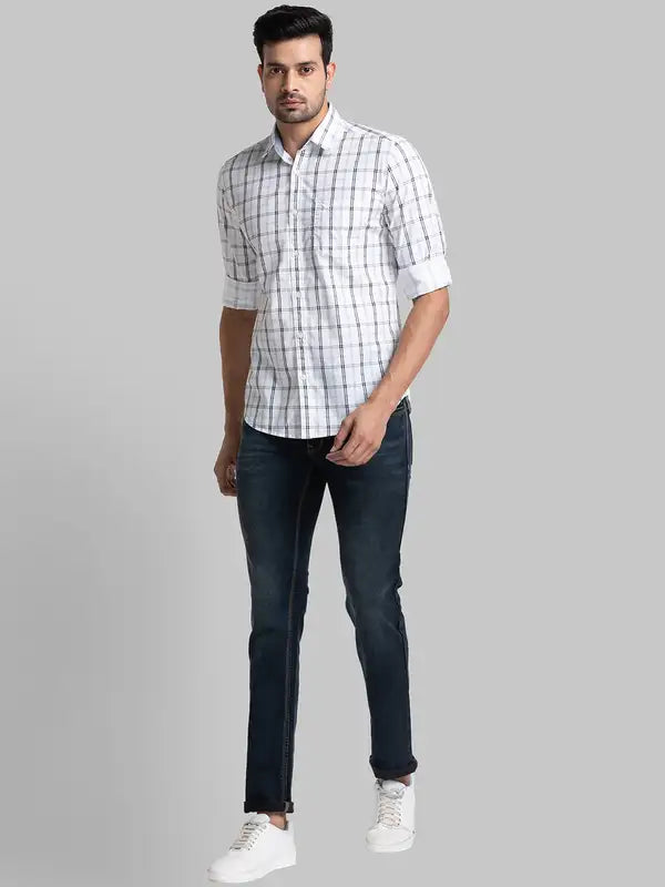 Men Slim Tapered Fit Blue Jeans