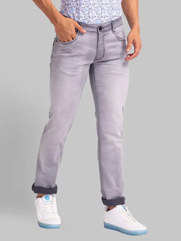 Men Slim Tapered Fit Blue Jeans
