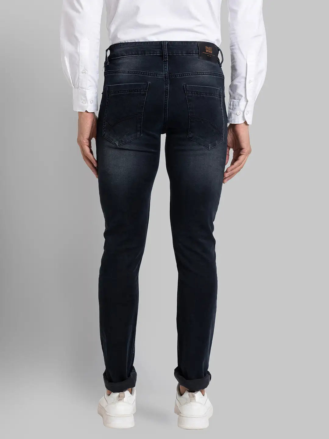 Men Low Rise Tapered Fit Black Jeans
