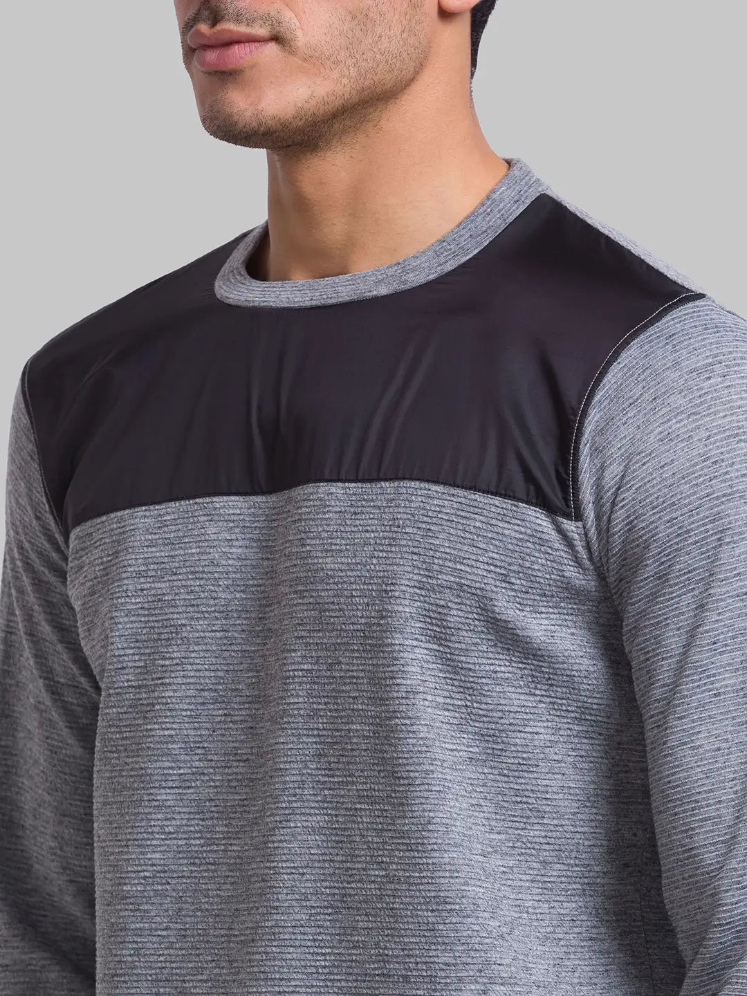 Men Regular Fit Black Sweatshirt