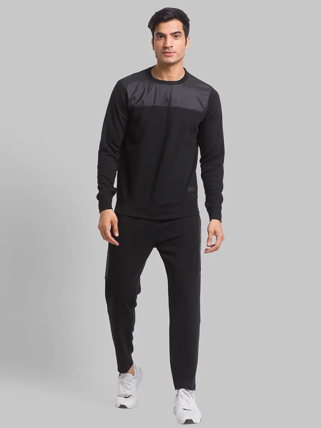 Men Regular Fit Black Sweatshirt
