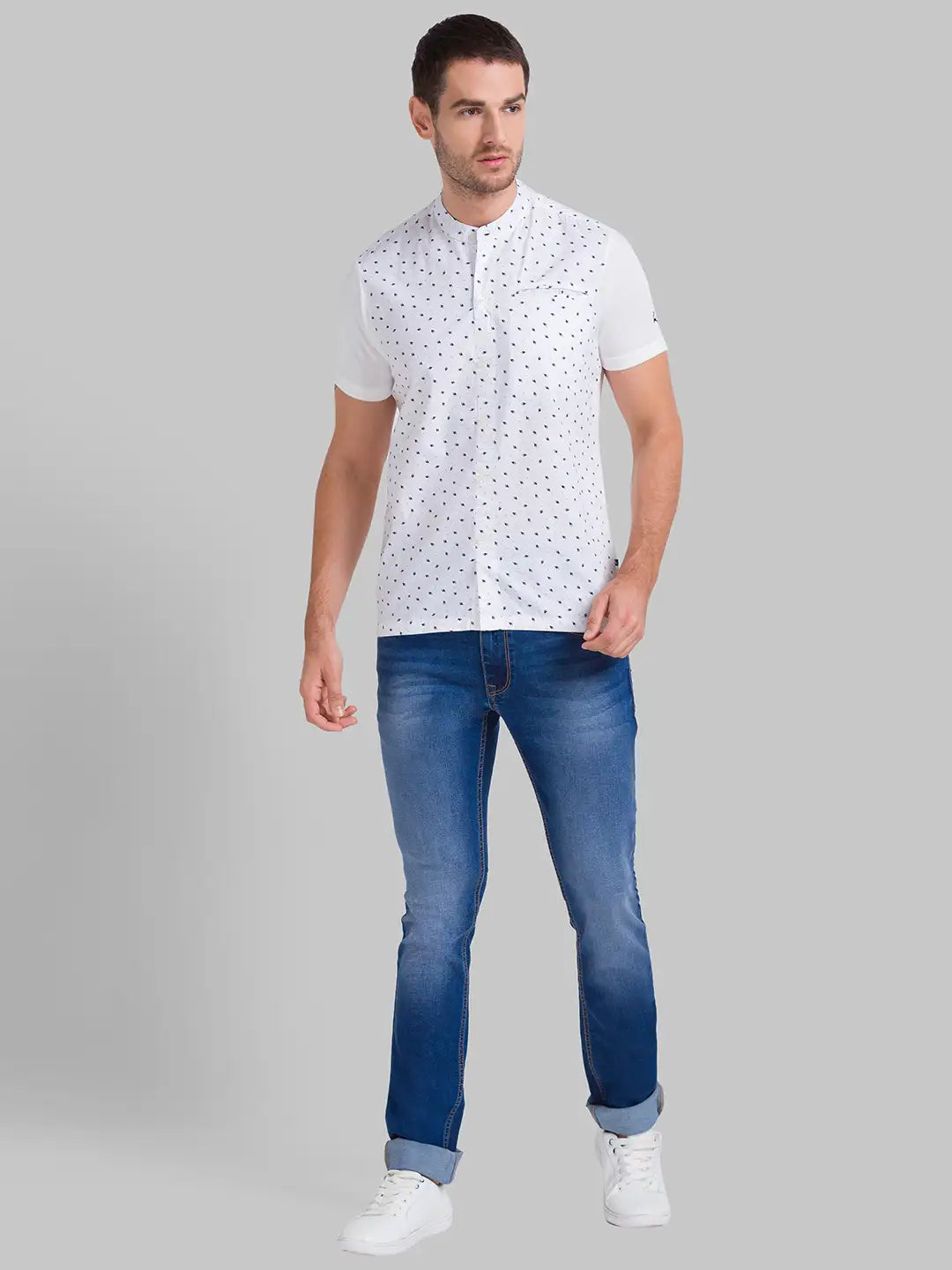 Men Tailored Fit Grey Chinos