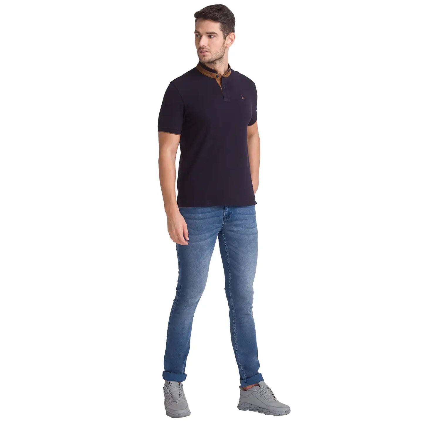 Men Slim Fit Medium Orange T-Shirt