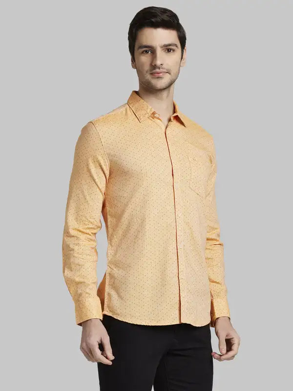 Medium Orange Shirts