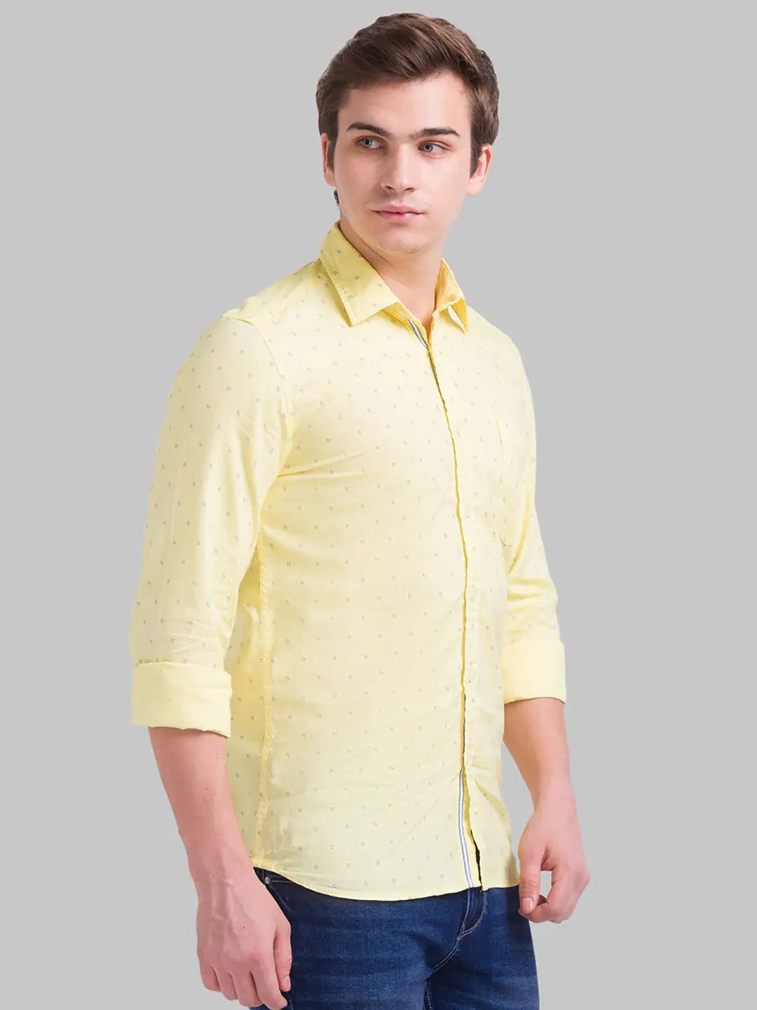 Men Tapered Fit Medium Green Shirt