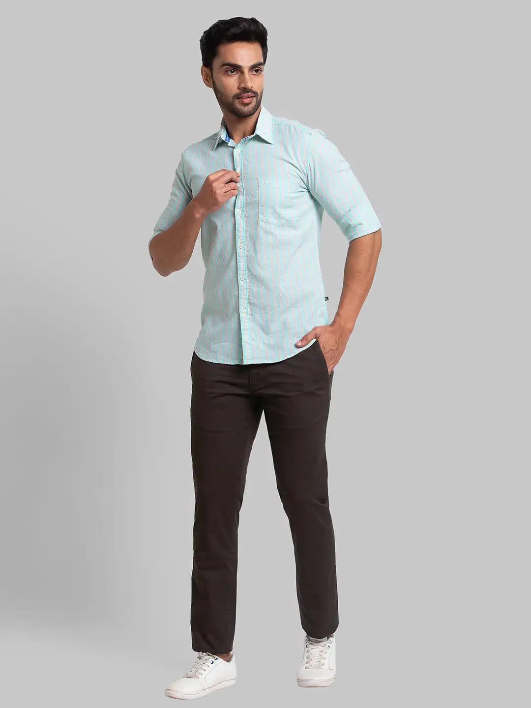 Men Slim Fit Medium Green Shirt