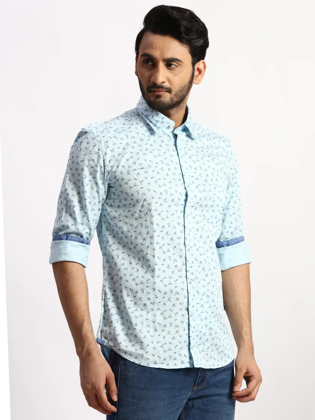 Men Red Slim Fit Print Cotton Full Sleeve Cut Away Collar Shirts