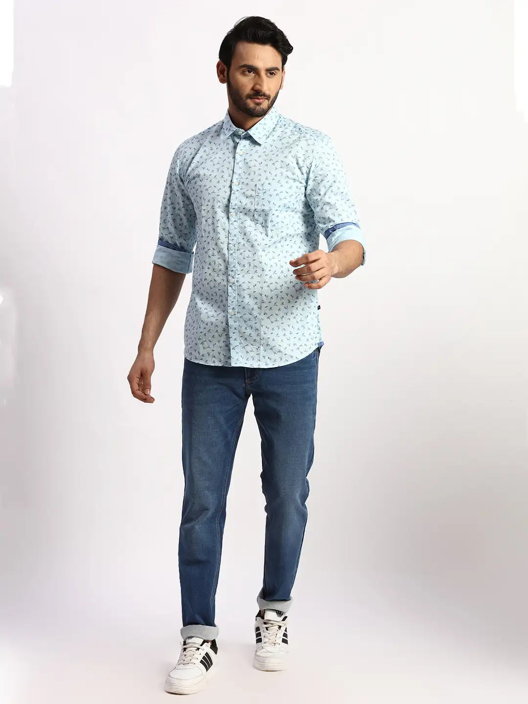 Men Red Slim Fit Print Cotton Full Sleeve Cut Away Collar Shirts