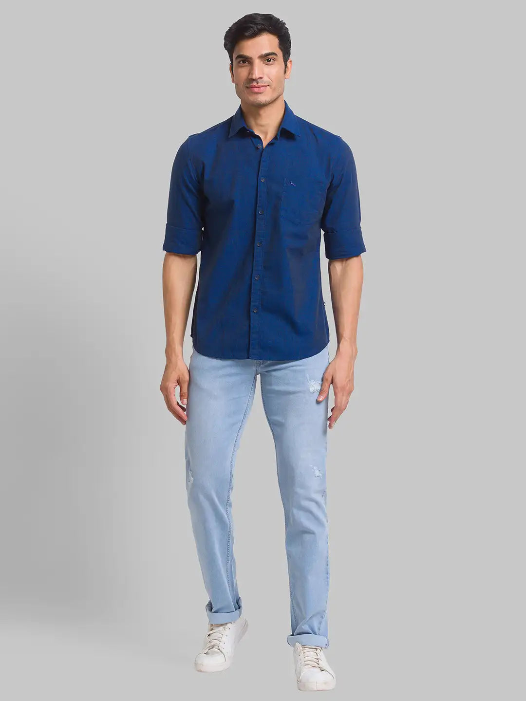 Parx Men Blue Printed Slim Fit Cotton Blend Full Sleeve Cut Away Collar Shirt