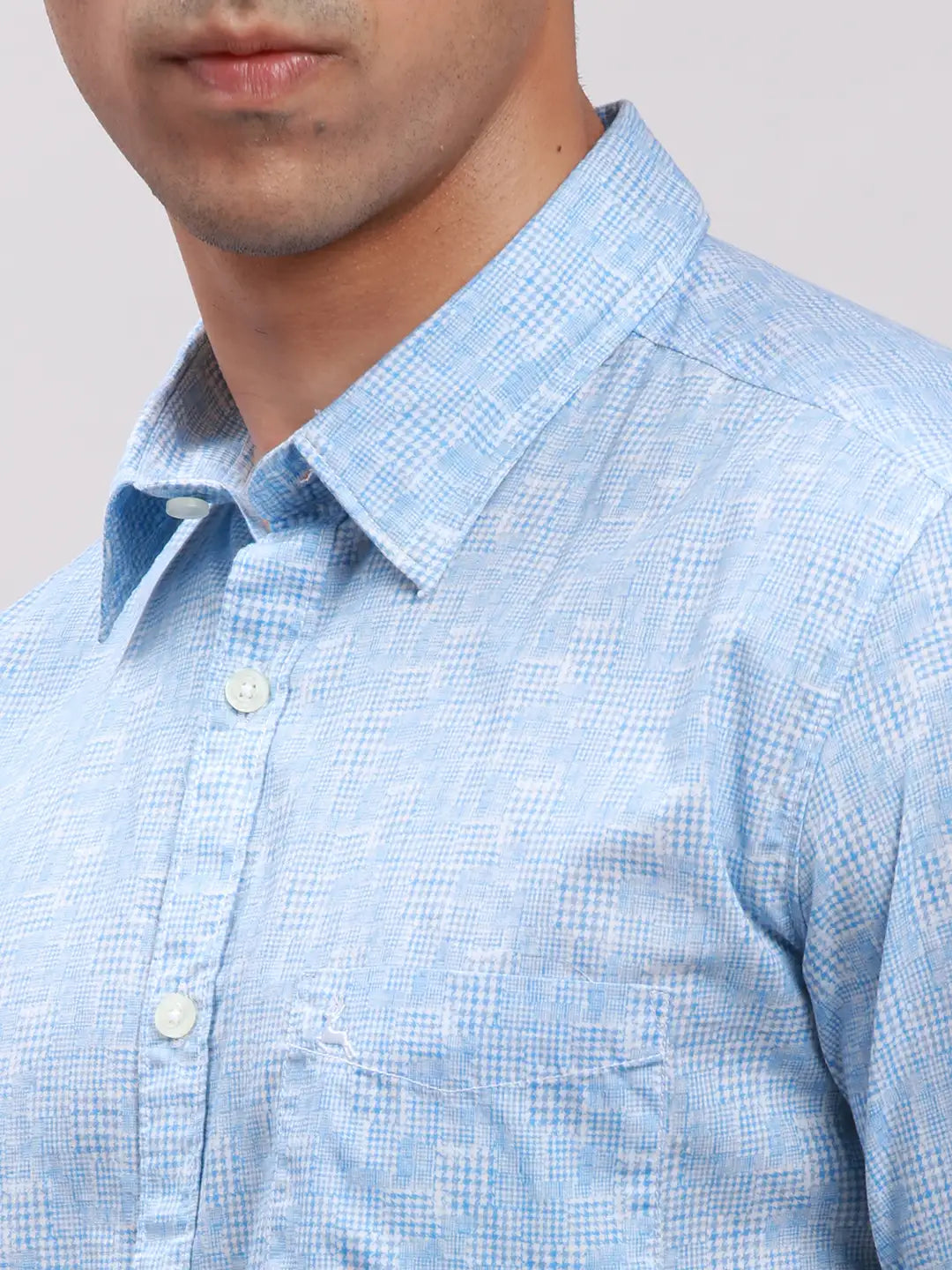 Parx Men Blue Checks Slim Fit Cotton Full Sleeve Cut Away Collar Shirt