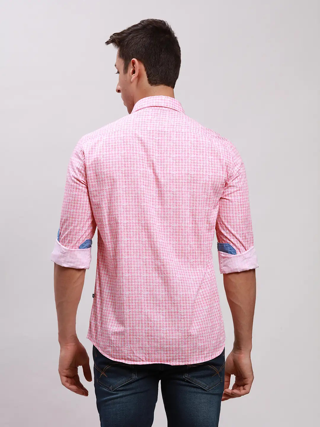Men Grey Slim Fit Checks Cotton Full Sleeve Cut Away Collar Shirts