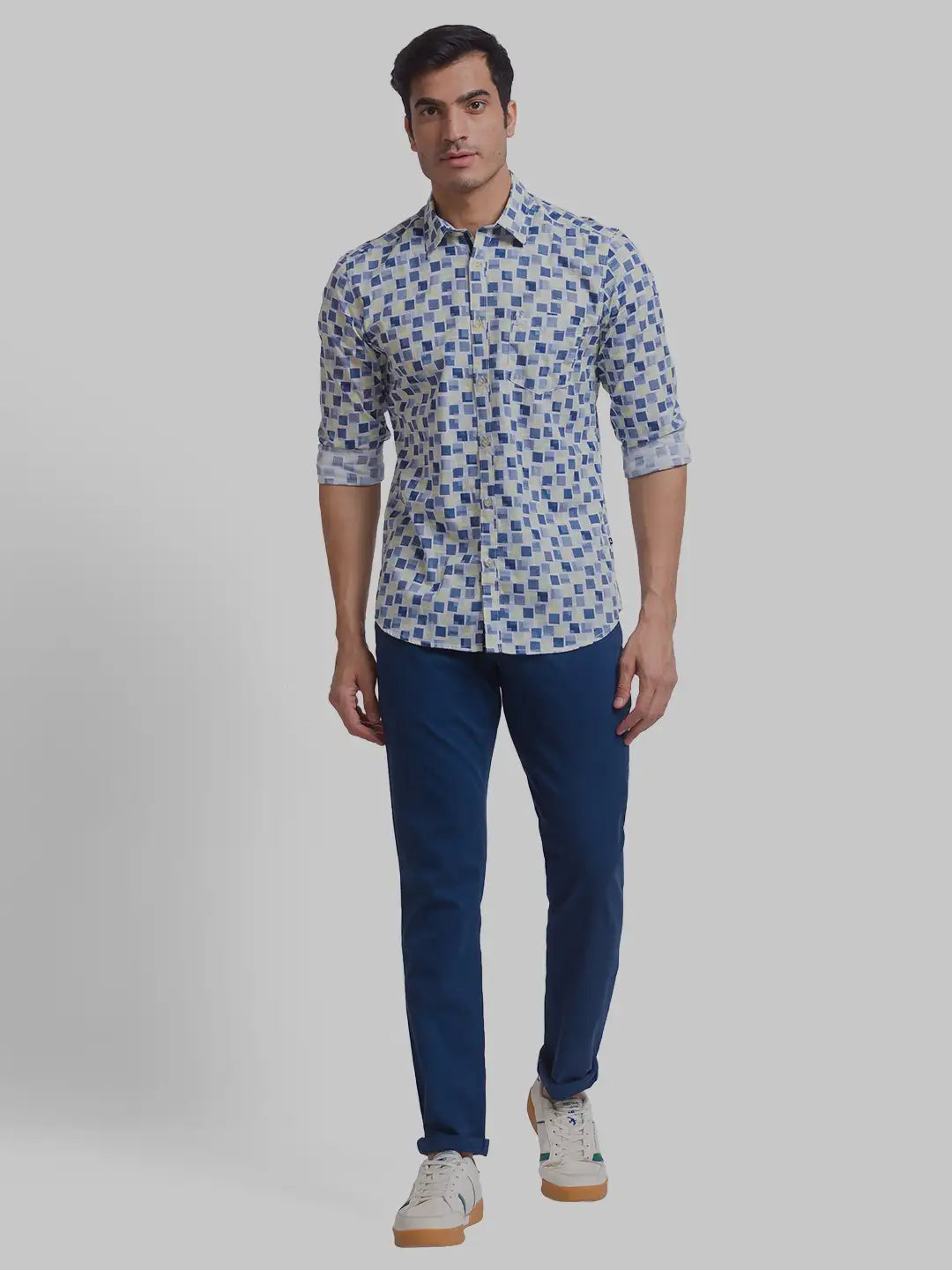 Men Slim Fit Light Green Shirt