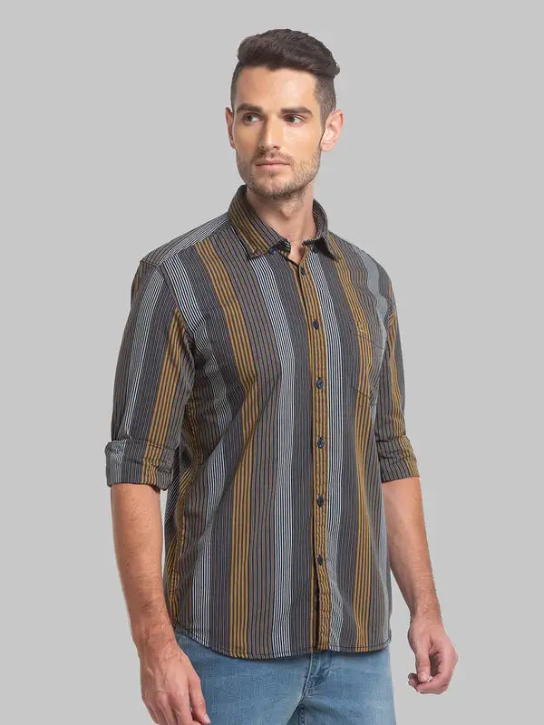 Men Slim Fit Red Shirt