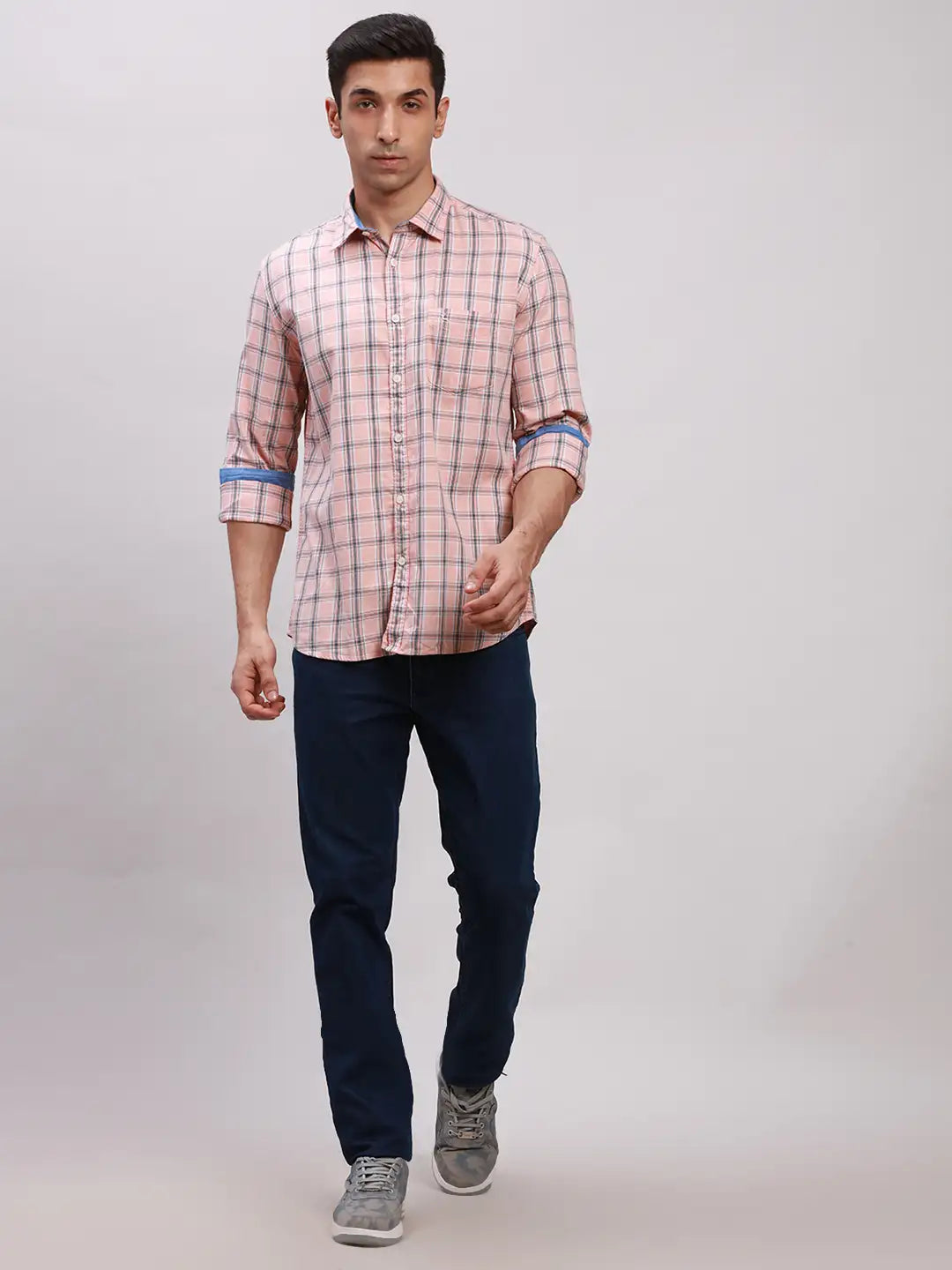 Parx Men Green Checks Slim Fit Cotton Full Sleeve Cut Away Collar Shirt