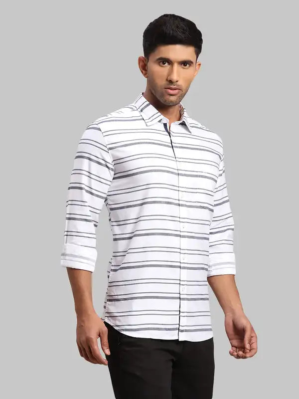 Men Slim Fit Red Shirt