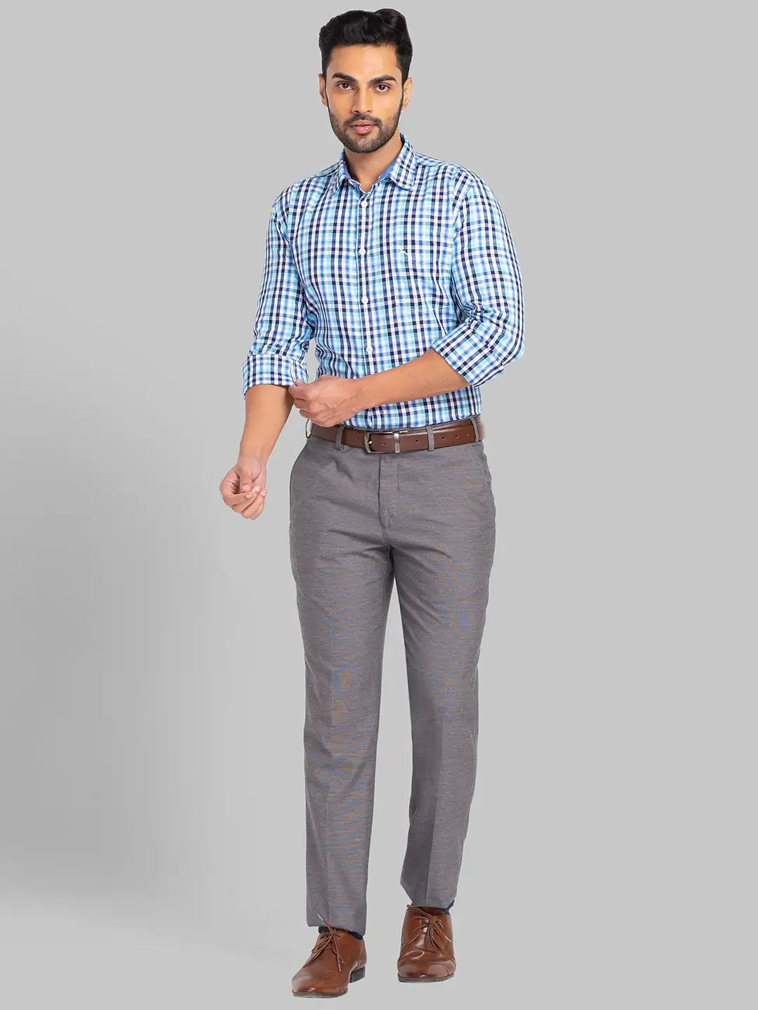 Men Red Slim Fit Solid  Cotton Full Sleeve Cutaway Collar Shirts