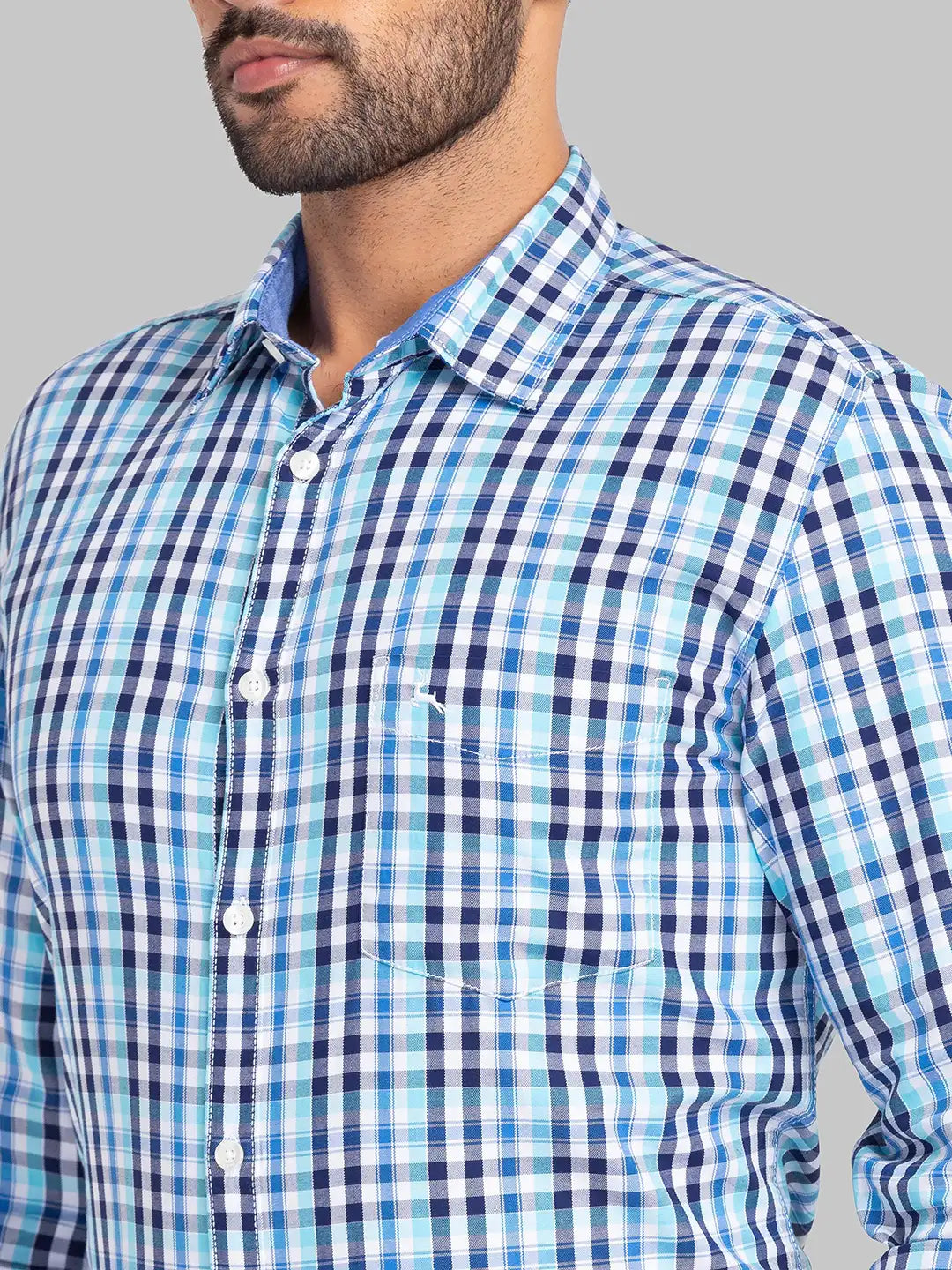 Men Red Slim Fit Solid  Cotton Full Sleeve Cutaway Collar Shirts