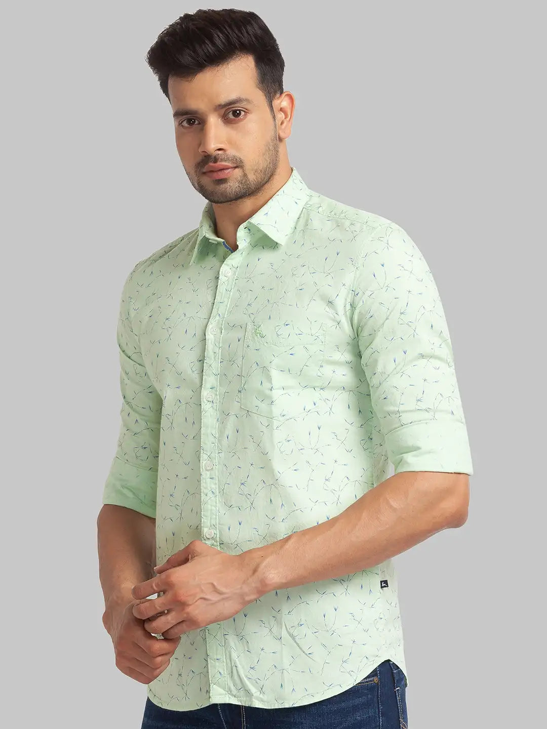 Men Slim Fit Light Green Shirt