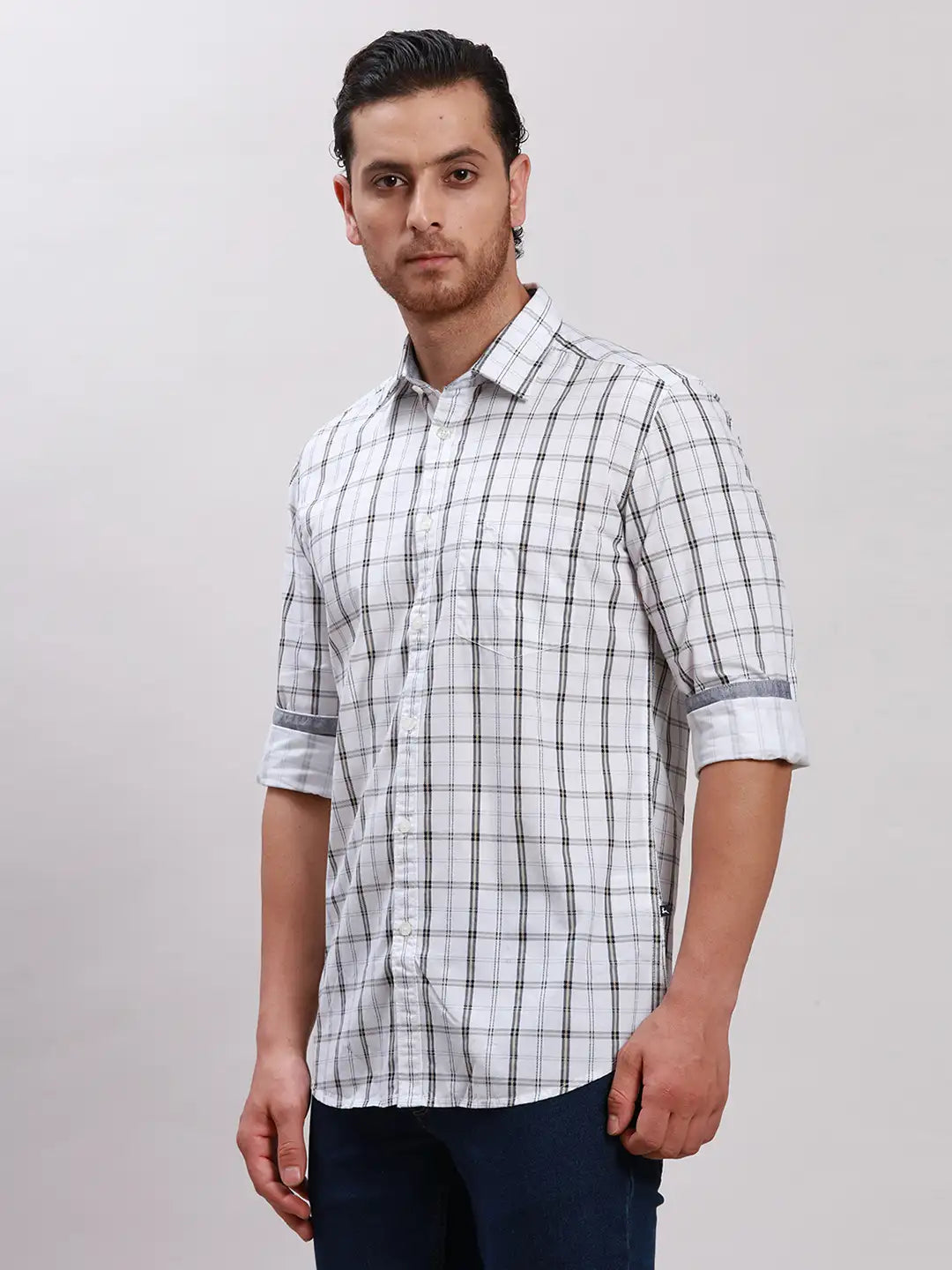 Parx Men Black Slim Fit Solid Cotton Full Sleeve Cutaway Collar Shirts
