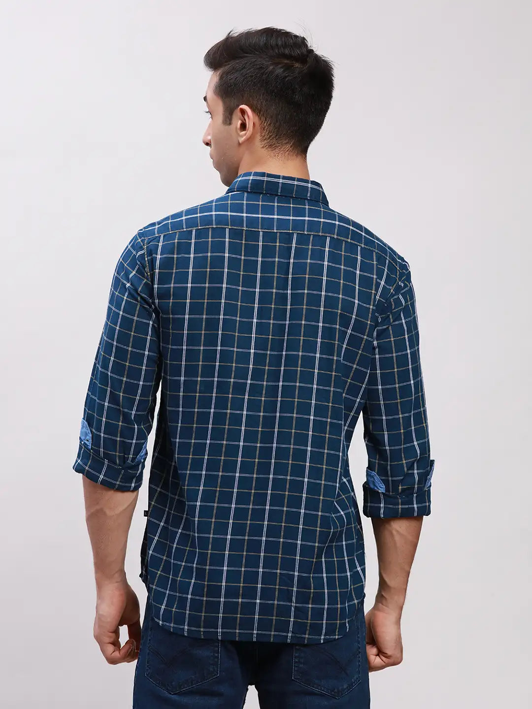 Parx Men Blue Checks Slim Fit Cotton Half Sleeve Cut Away Collar Shirt