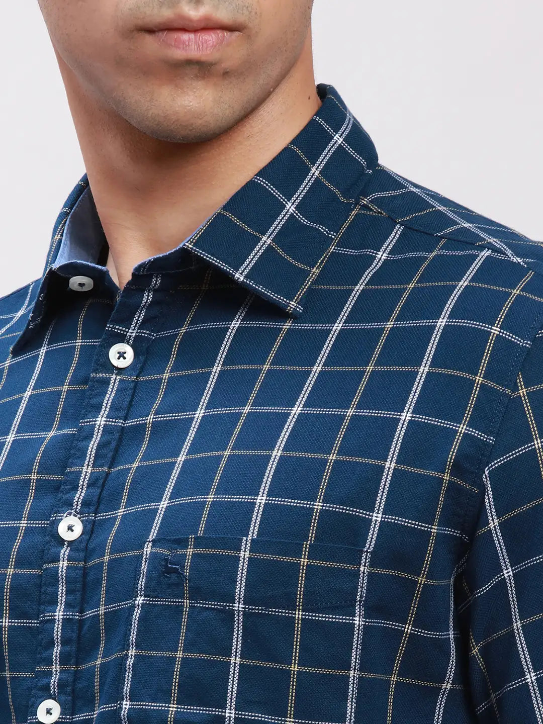 Parx Men Blue Checks Slim Fit Cotton Half Sleeve Cut Away Collar Shirt