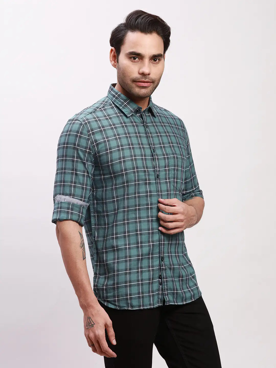 Parx Men Black Checks Slim Fit Cotton Full Sleeve Shirts