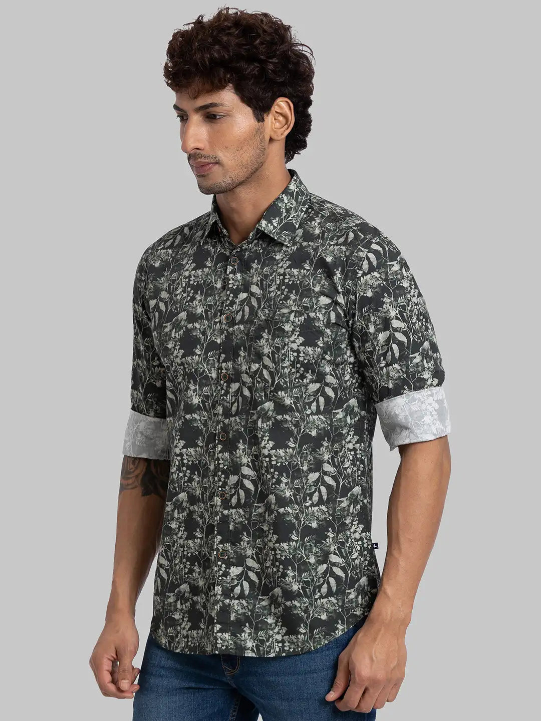 Men Black Slim Fit Checks Cotton Full Sleeve Shirts