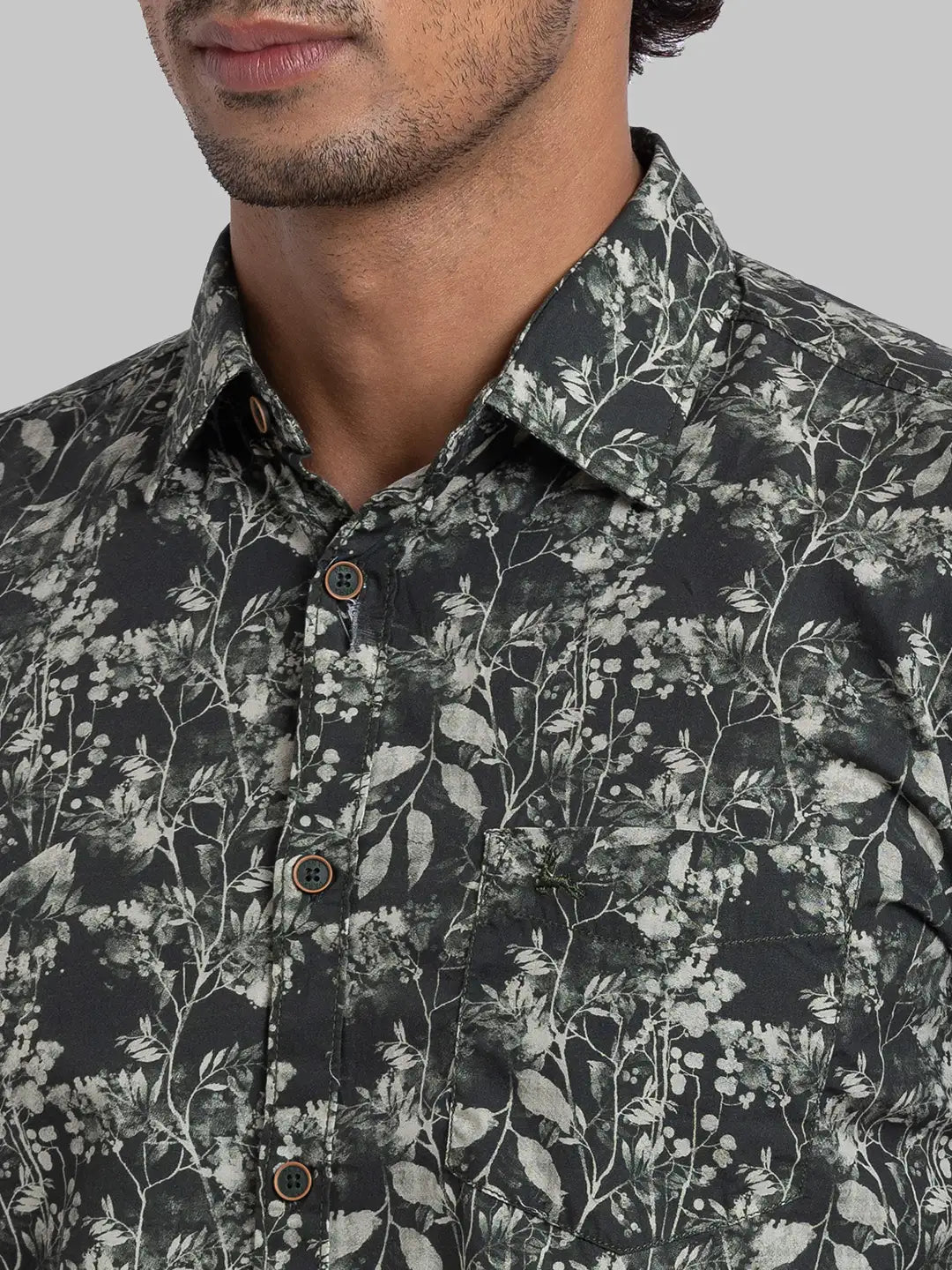 Men Black Slim Fit Checks Cotton Full Sleeve Shirts