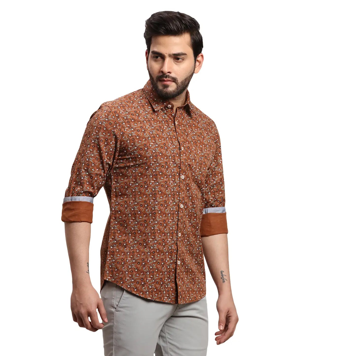 Men Green Slim Fit Print Cotton Full Sleeves Cutaway Collar Shirts