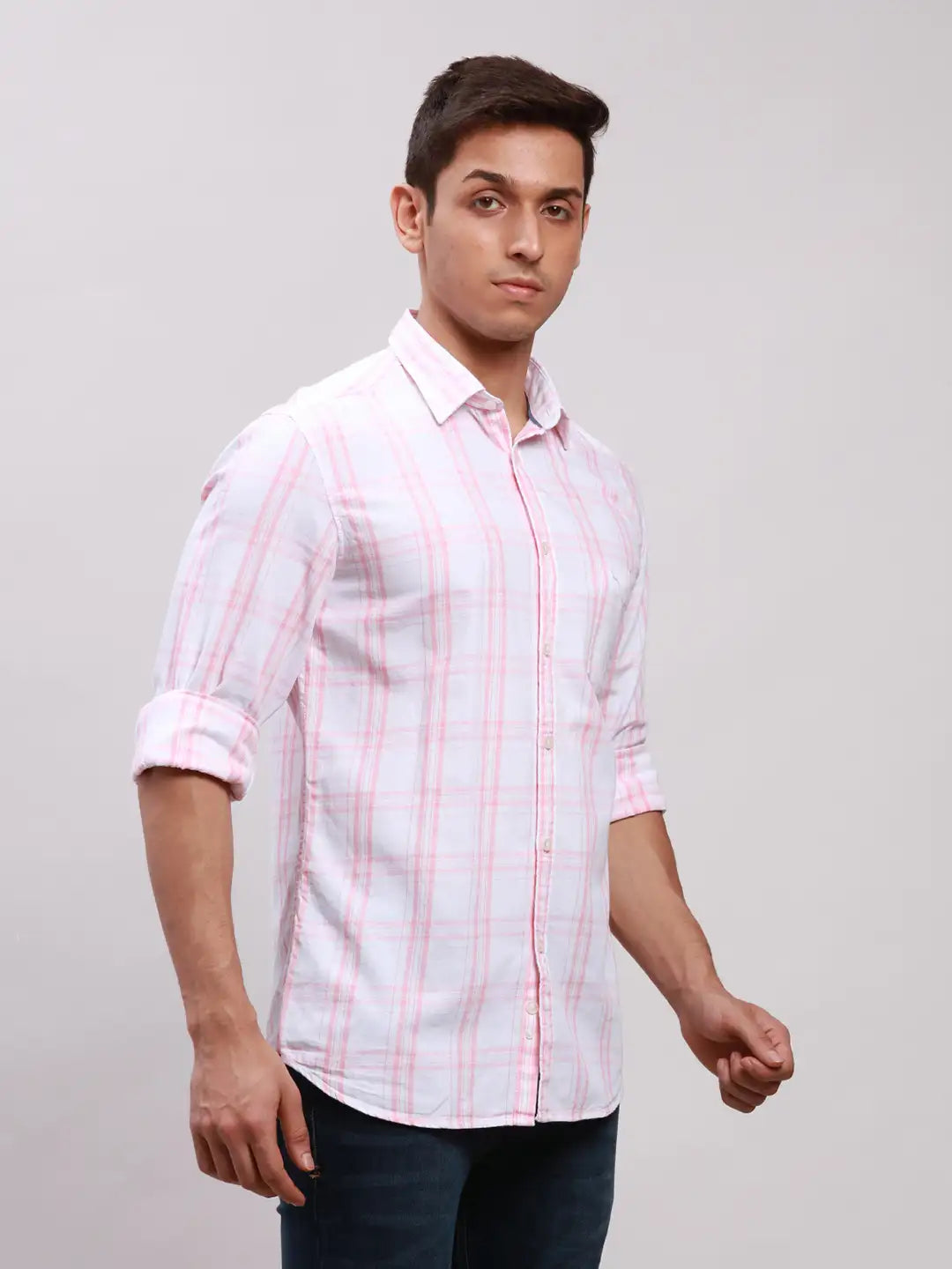 Parx Men Red Slim Fit Checkered Cotton Full Sleeve Cut Away Shirt