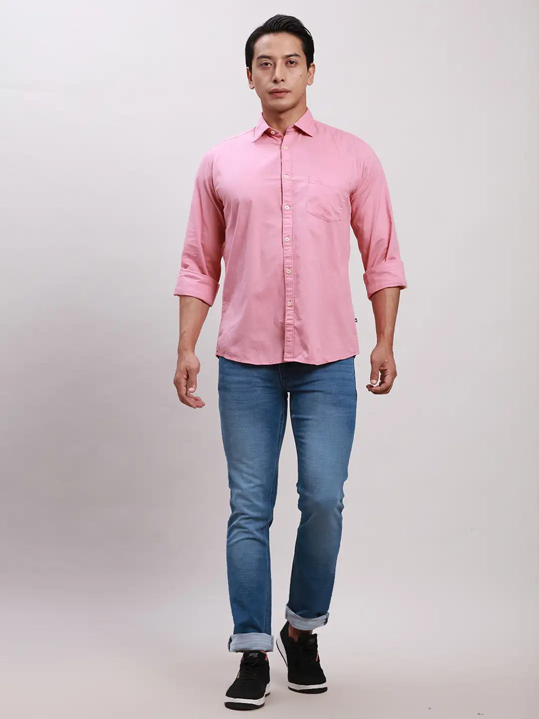 Parx Men Red Slim Fit Solid Cotton Full Sleeve Cutaway Collar Shirts