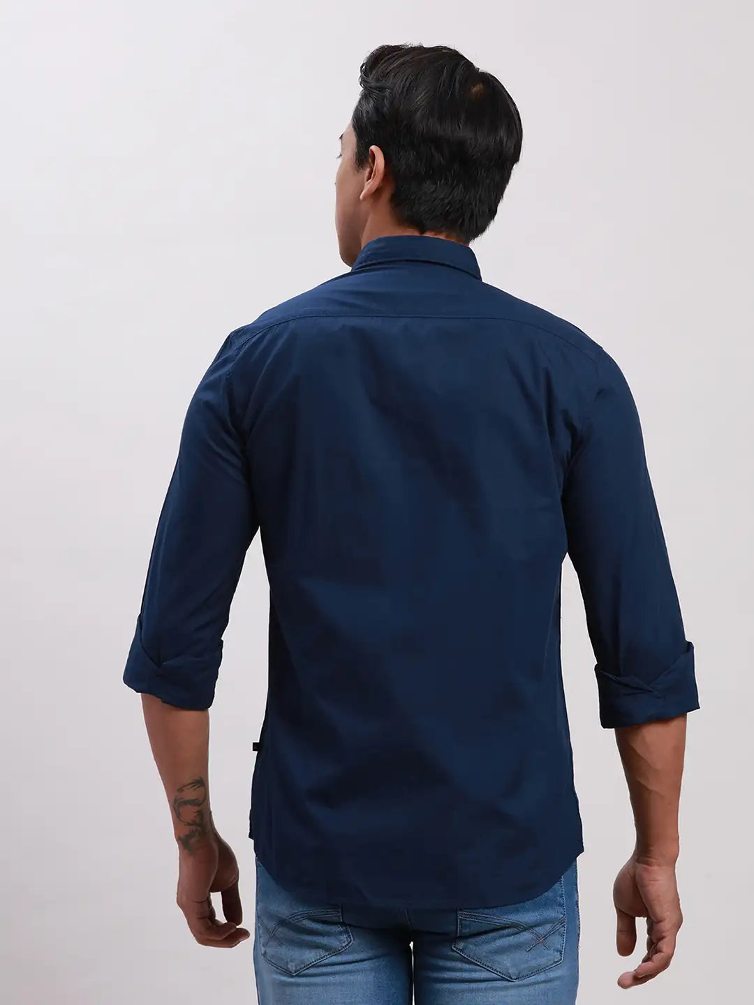 Parx Men Black Slim Fit Solid Cotton Full Sleeve Cutaway Collar Shirts