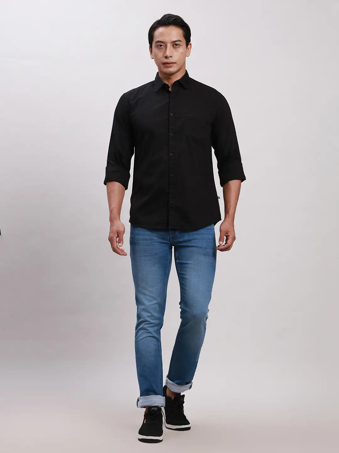 Parx Men Green Slim Fit Solid Cotton Full Sleeve Cutaway Collar Shirts