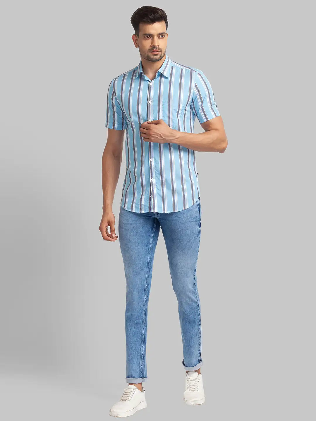 Parx Men Blue Printed Slim Fit Cotton Half Sleeve Cut Away Collar Shirt