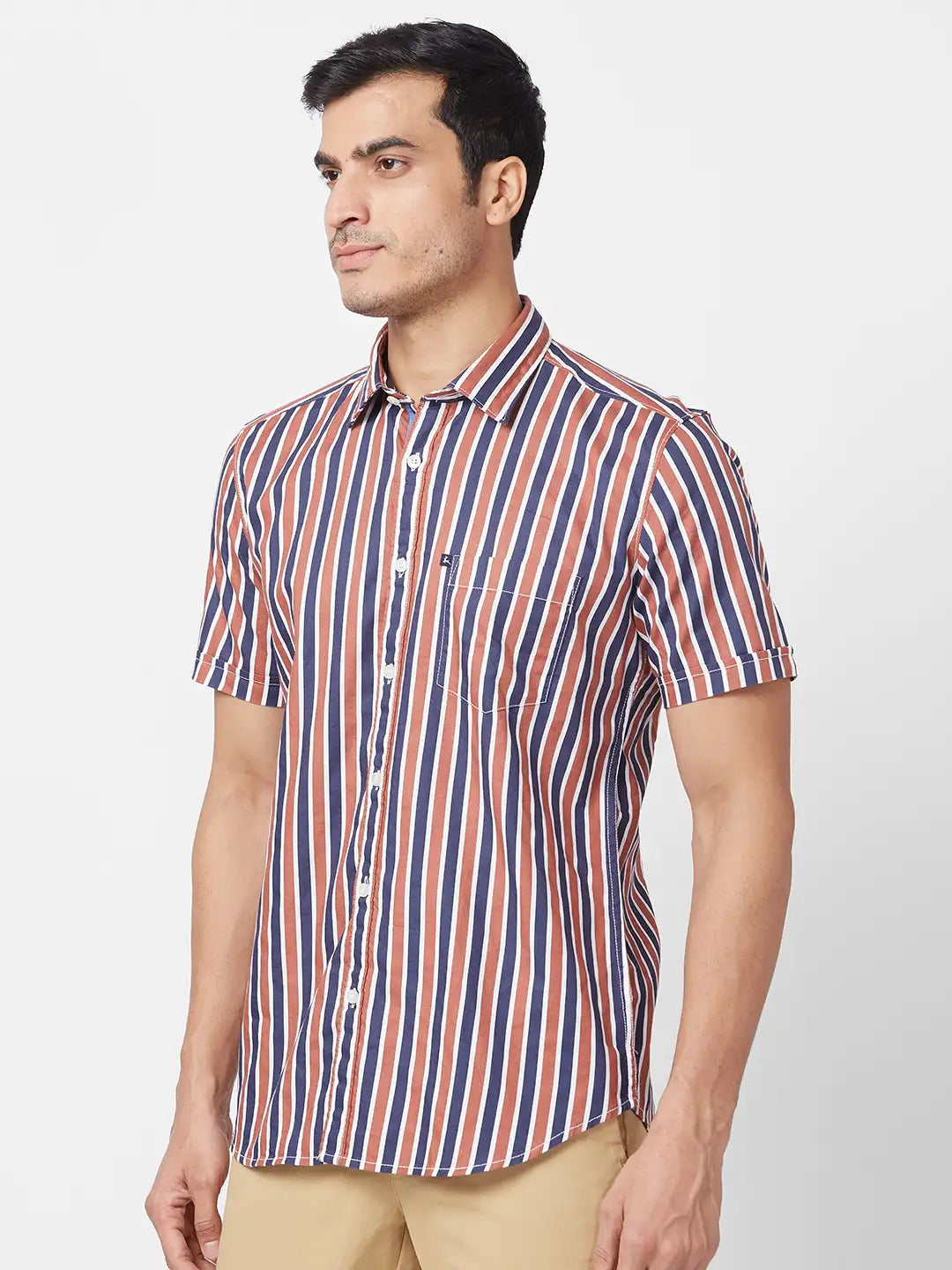 Parx Men Orange Solid Slim Fit Cotton Half Sleeve Cutaway Collar Shirt