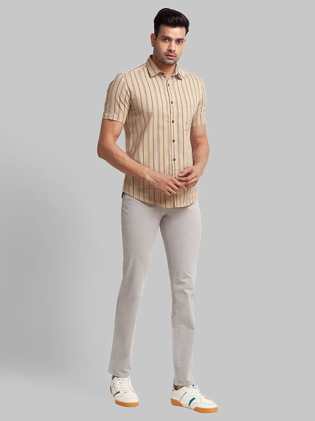 Men Tapered Fit Khaki Chinos & Trouser