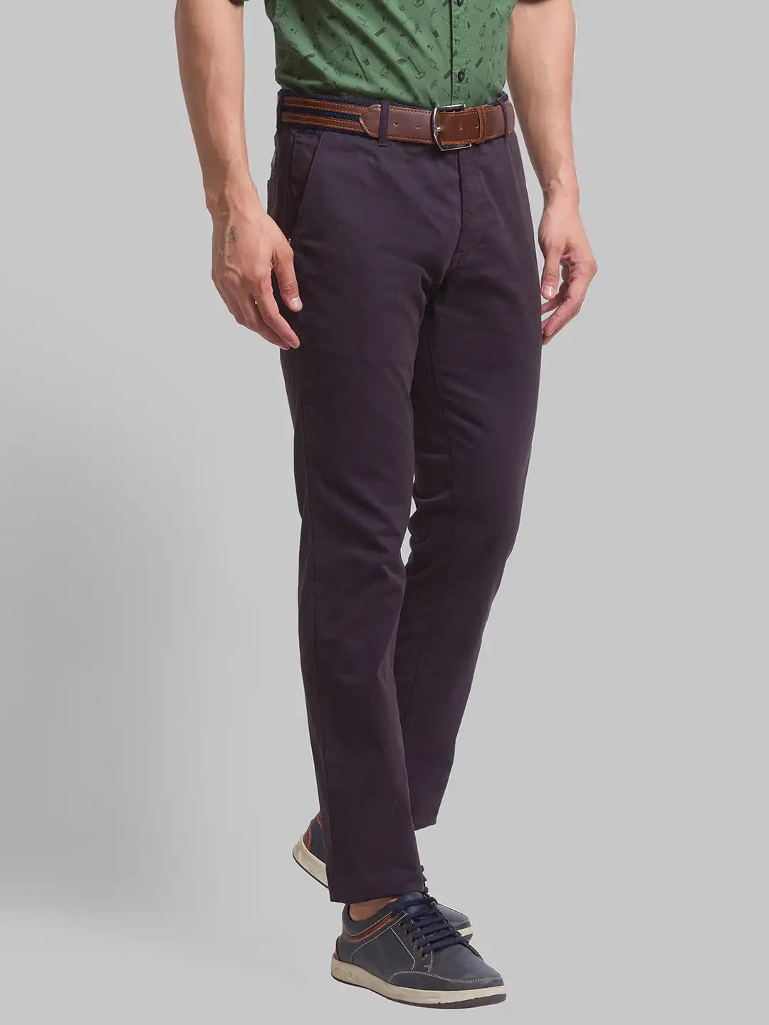 Men Regular Fit Blue Chinos