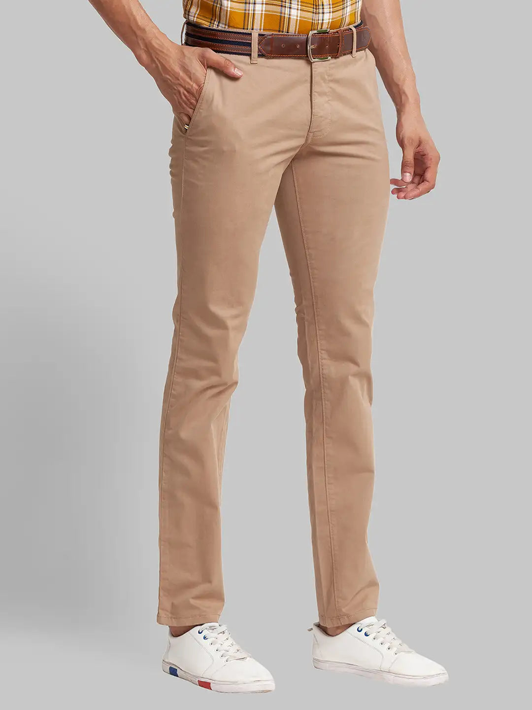 Men Tapered Fit Green Chinos & Trouser